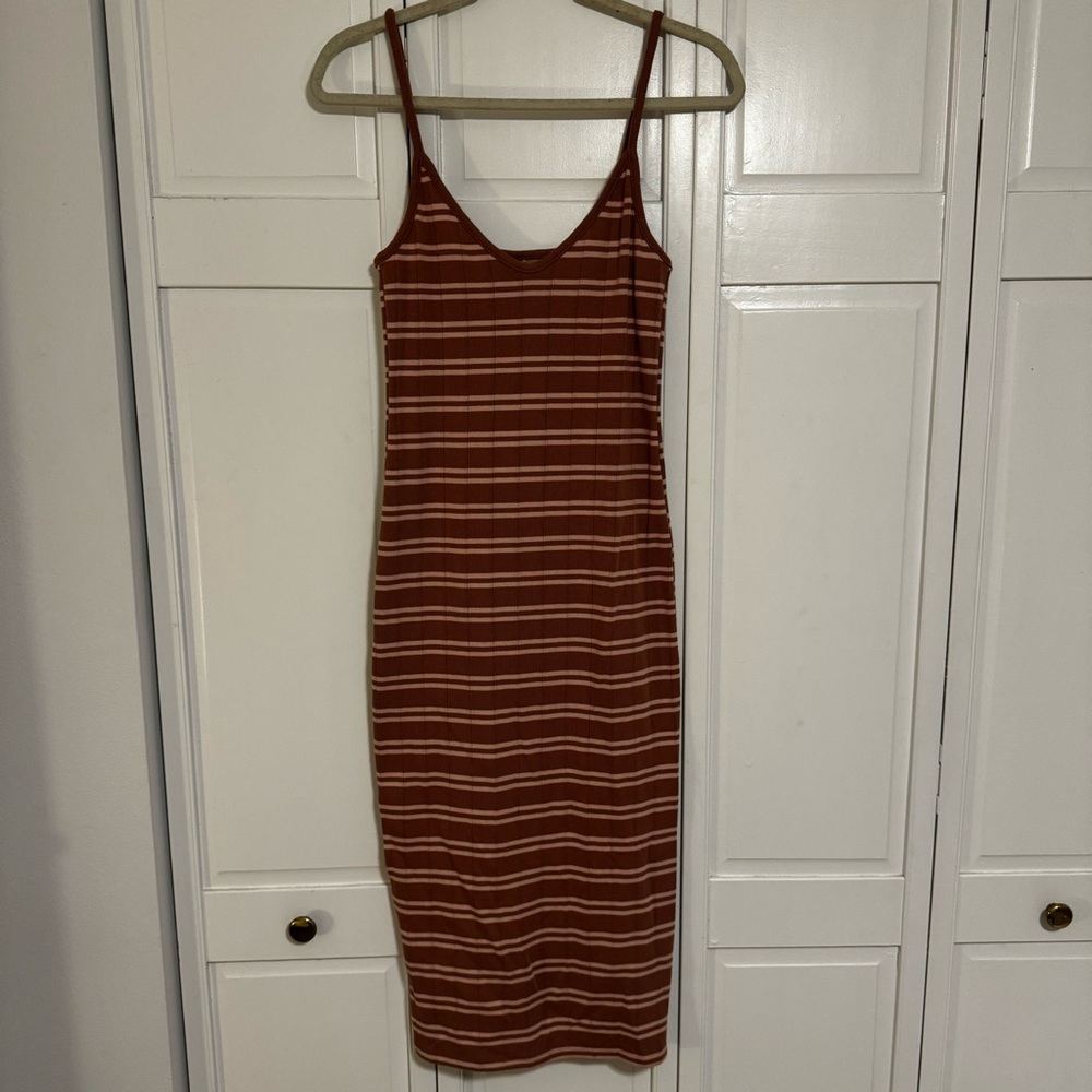 NWT Striped Red/Brown Sleeveless Dress